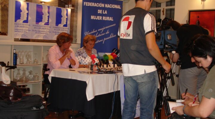 rueda de prensa 25 agosto 2011 11